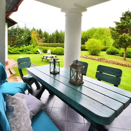 Βίλα Tranquil In With Private Garden, Cleaning Included *