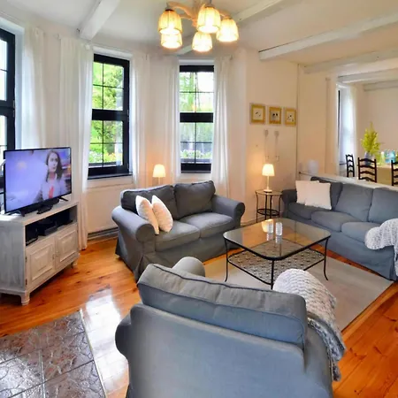Tranquil In With Private Garden, Cleaning Included Βίλα *